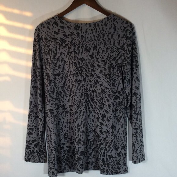 Daisy Fuentes Grey Leopard Print Blouse Size Large - Picture 4 of 7